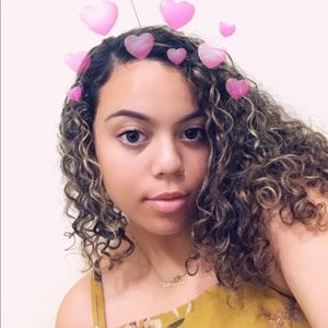 Meet your Posher, Anna clara